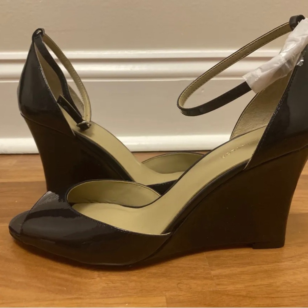 navy blue patent leather heels